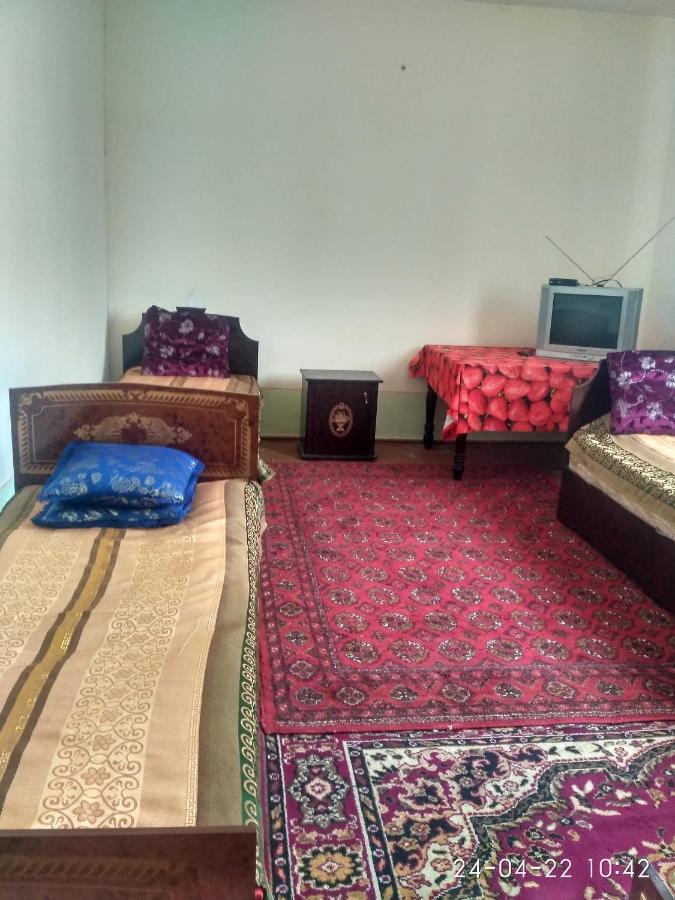 Western House Bed & Breakfast Qorowul Exterior foto